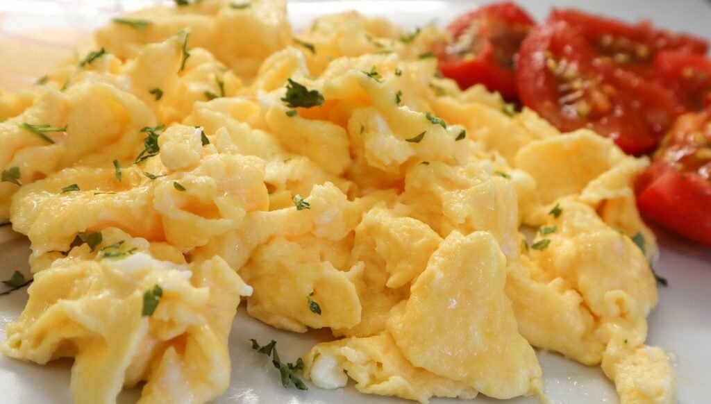 scrambled-eggs-6582990_1280-1024x582 Types Of Egg Dishes Cooked For Breakfast In Hotels